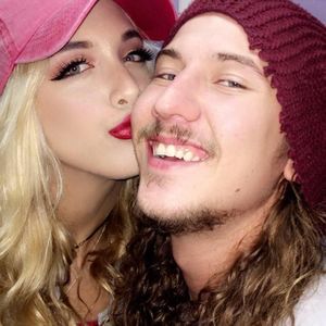 Meet your Posher, Zac